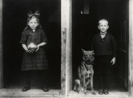 August Sander34166_426121023840_4656419_n